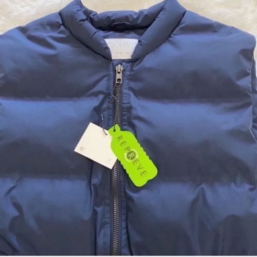 Zara Boys Navy Blue Puffer Vest(Size 13-14yrs)
